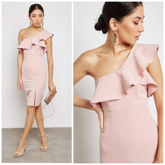 Bardot Dresses & Skirts - Bardot blush one Shoulder ruffle dress size Large